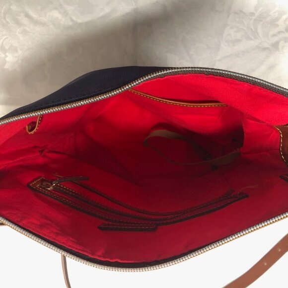 DOONEY & BOURKE Navy Blue Nylon Crossbody Tote Adjustable Leather Straps Red Int - Picture 6 of 16